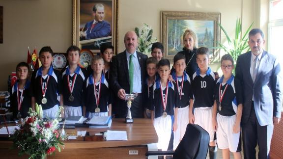 Mehmet Akif Ersoy Ortaokulu öğrencilerinden Müdürlüğümüze ziyaret.