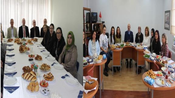 İlçe Milli Eğitim Müdürümüz Bülent ÜZMEZ Atatürk Ortaokulu ve İki Eylül Ortaokulunda Okul İdaresi,Okul Aile Birliği ve Velilerle kahvaltıda buluştu.