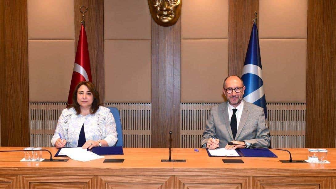 İl Milli Eğitim Müdürlüğü ve Anadolu Üniversitesi Arasında Eğitimde İşbirliği Protokolü İmzalandı