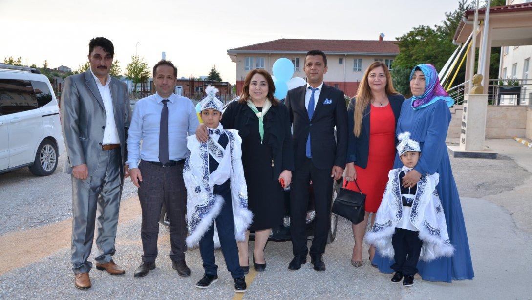 Ali Güven Mesleki ve Teknik Anadolu Lisesi Ailelerle Buluşuyor, Hayatlarına Dokunuyor